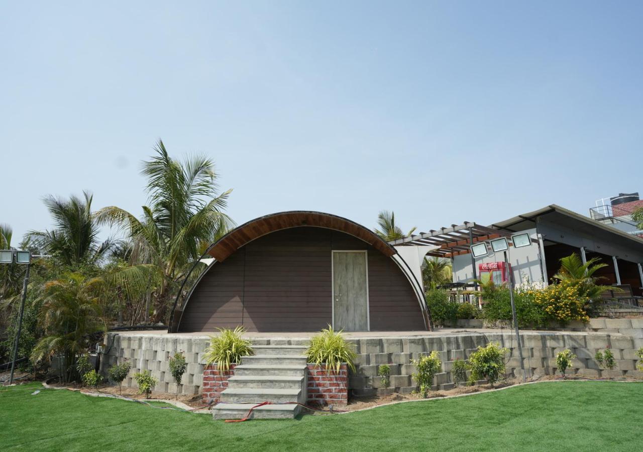 Palm Beach Resort Valsad Ngoại thất bức ảnh